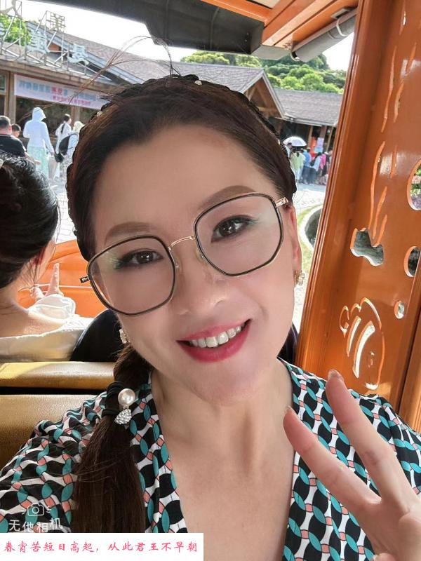 罗湖气质丁字裤少妇 第3张