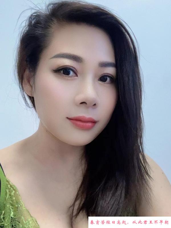罗湖骚少妇 第1张