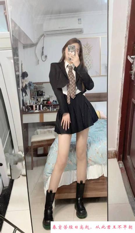 兼职长腿美女 第3张