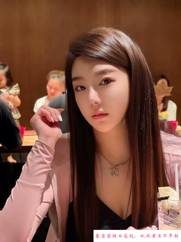 天河巨乳小姐姐 第2张