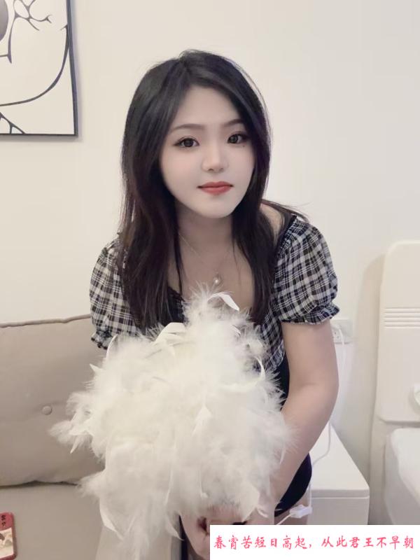 天心兼职风骚小少妇 第1张