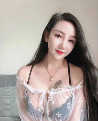 龙华风骚玫瑰小姐姐 第1张