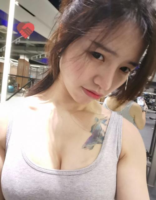 刚下海北京爱健身的学妹 第1张