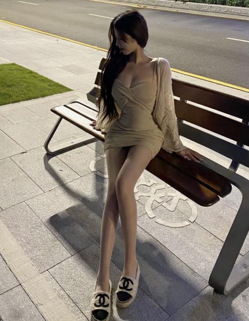 水嫩玲珑的大美女腿长胸大，穴嫩汁多逼紧温柔可爱 第3张