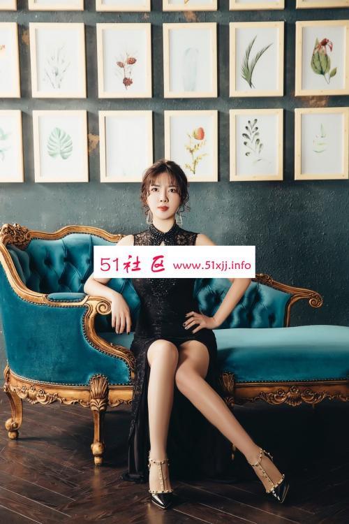 有点像韩Guo妹子 第1张