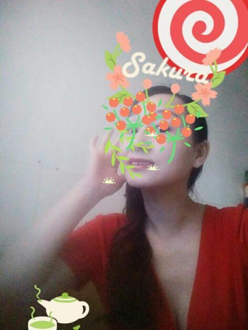 龙华见钟情 第1张