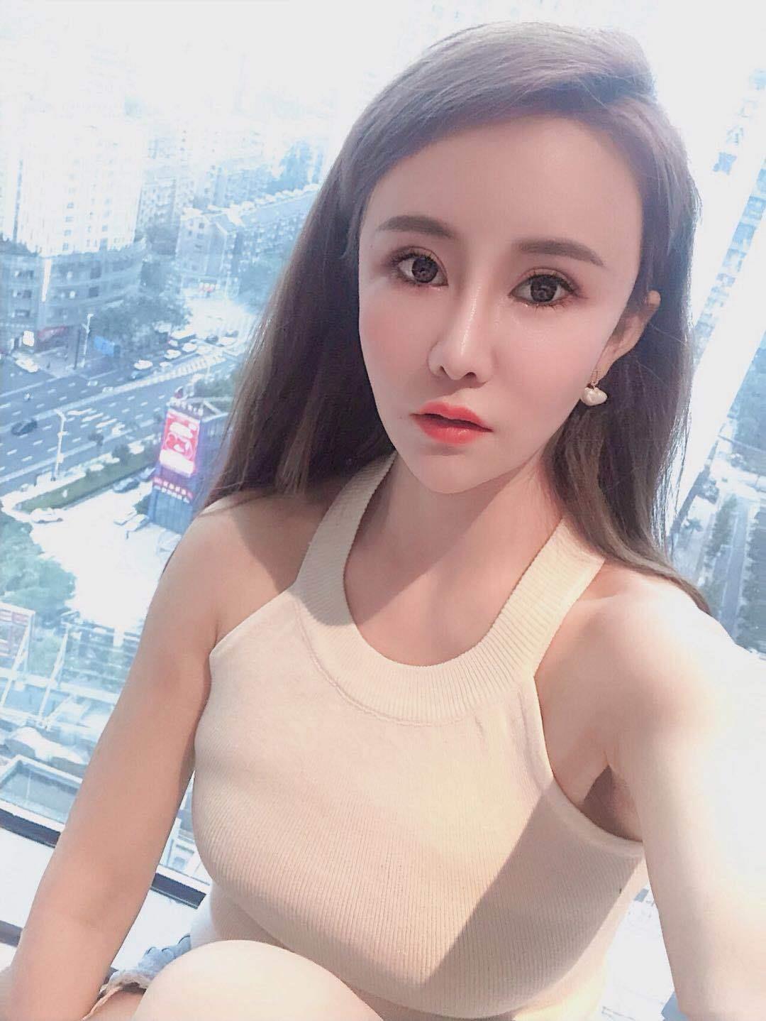 佛山超高颜值模特身材小姐姐 第1张