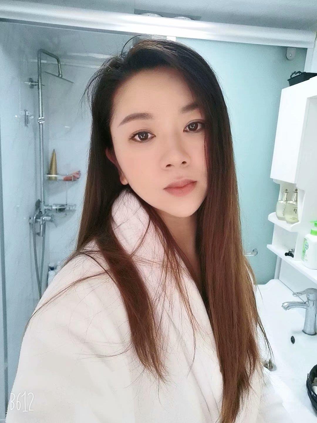 武汉洪山美女服务好 第2张