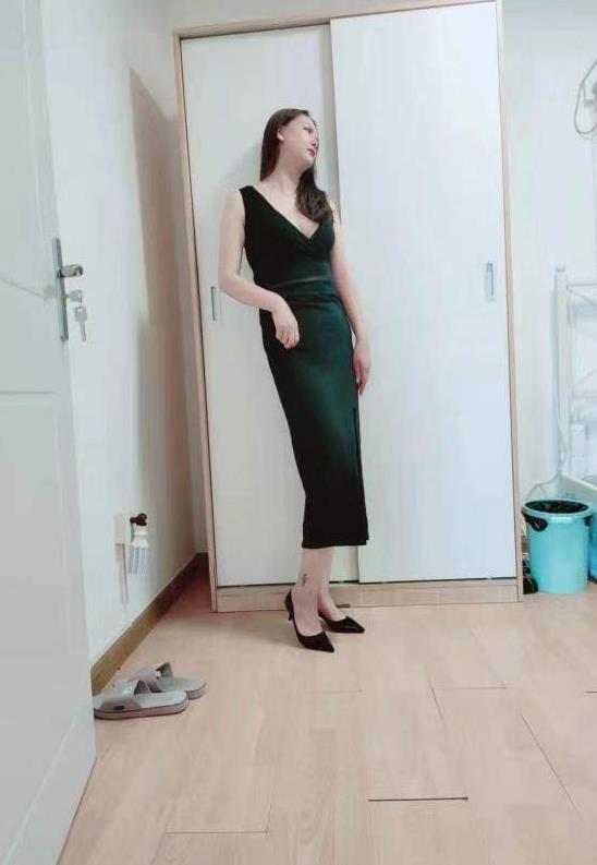 三百系的172高挑熟女 第2张