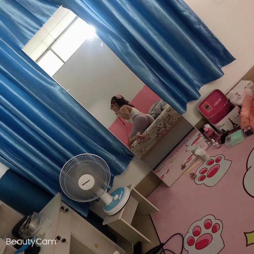 小榄蜜桃臀 第3张