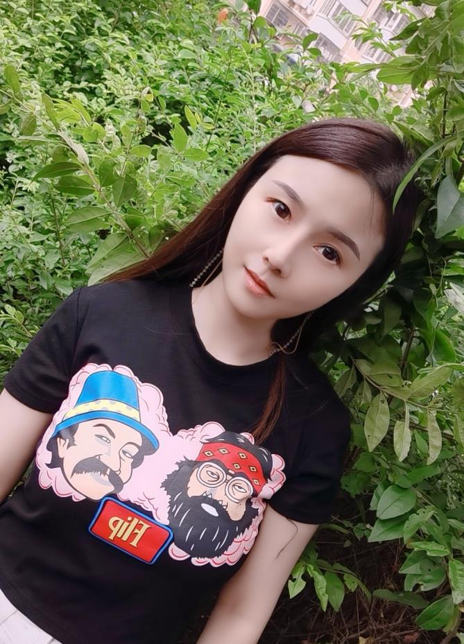 海珠温柔体贴的苏曼 第2张