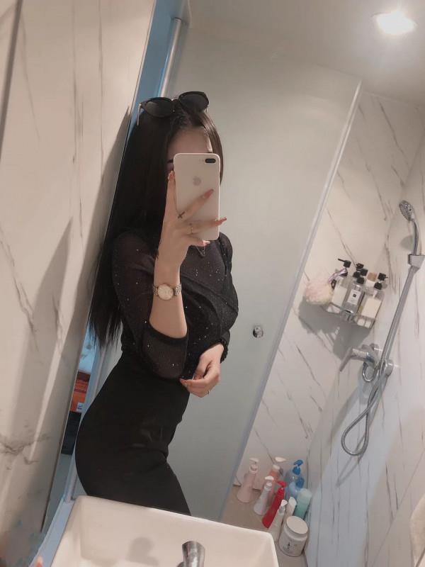龙华又纯又欲的小嫣 第3张