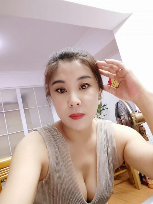 合肥胸大少妇服务好 第2张