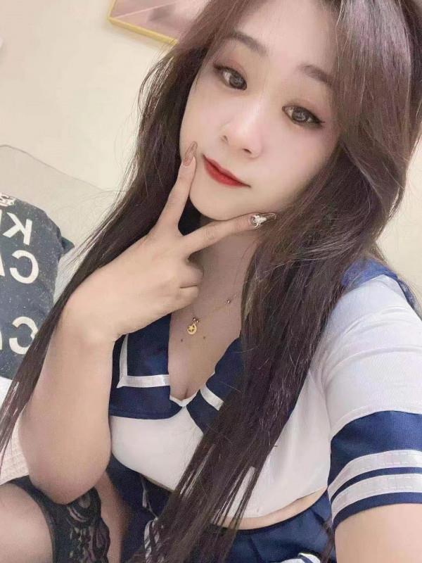 夫子庙附近成都小美女念念 第3张