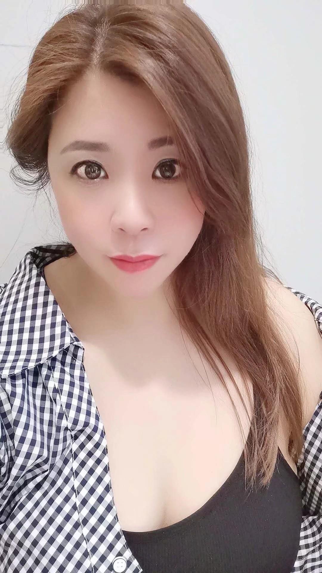 东塘大胸少妇 第2张