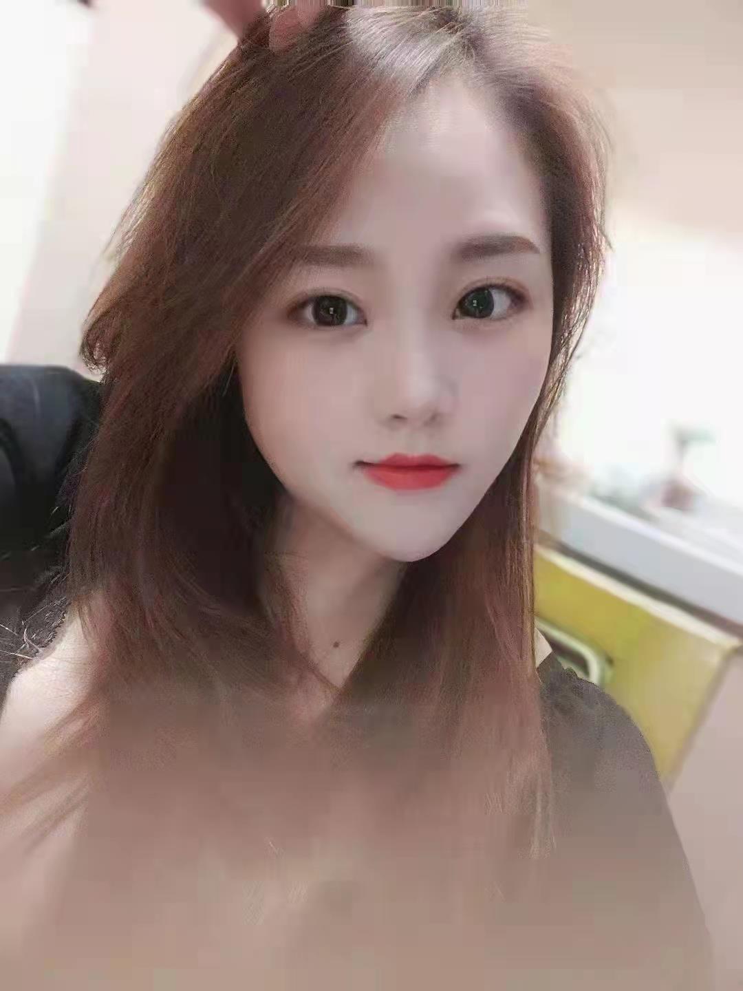 用心服务的丽妤 第1张