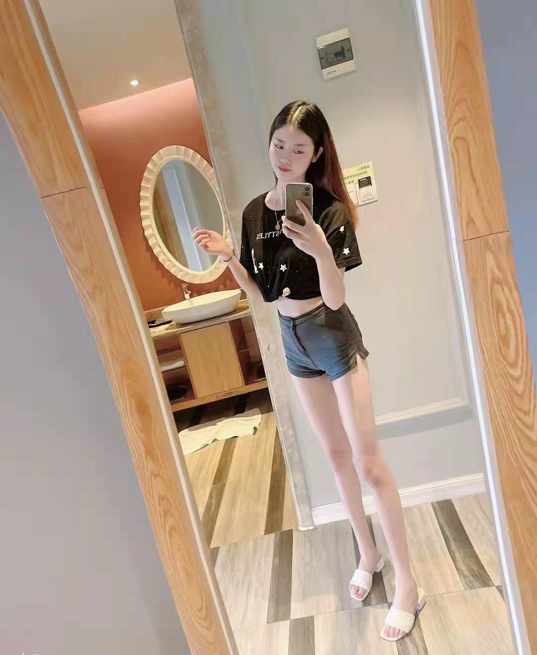 大朗清纯高挑兼职美女，肤白逼紧，高质量 第2张
