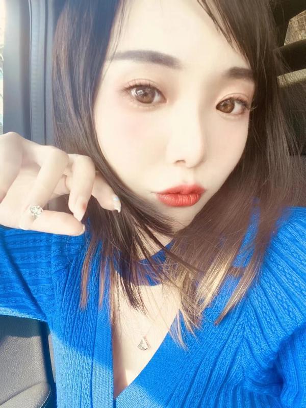 西湖区迷人小美女 第1张