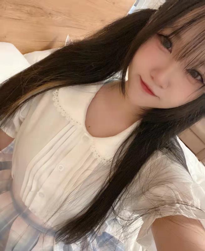 武汉00后小妹 第1张