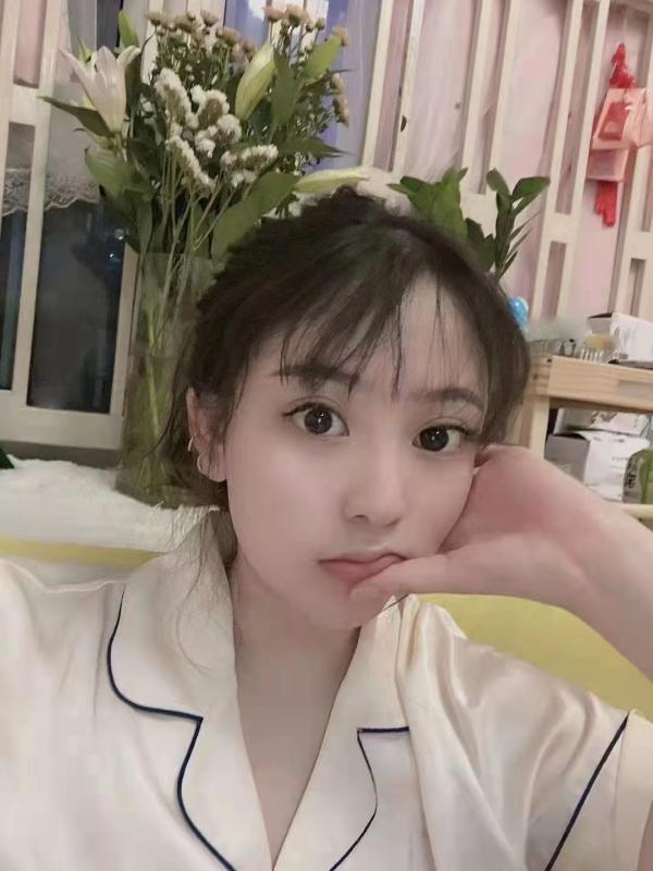 美女楼凤 第1张