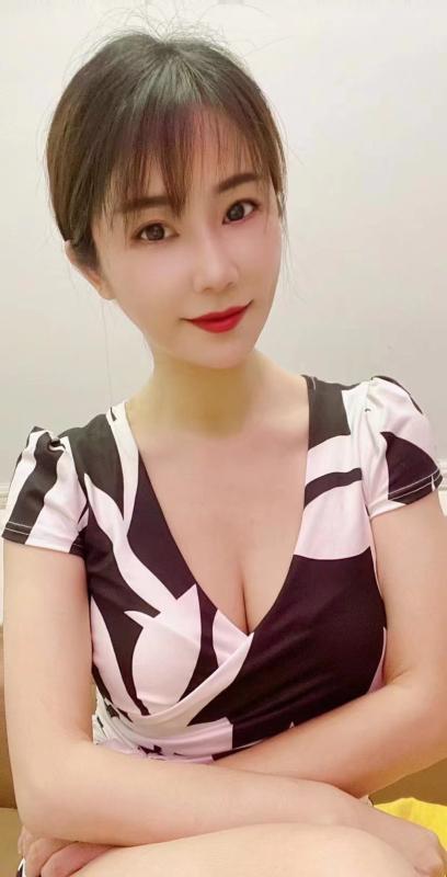 龙华佳佳老师 第3张