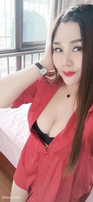 熟女伊娜 第1张