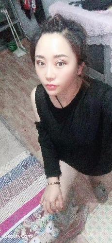 口活很厉害的熟女 第1张