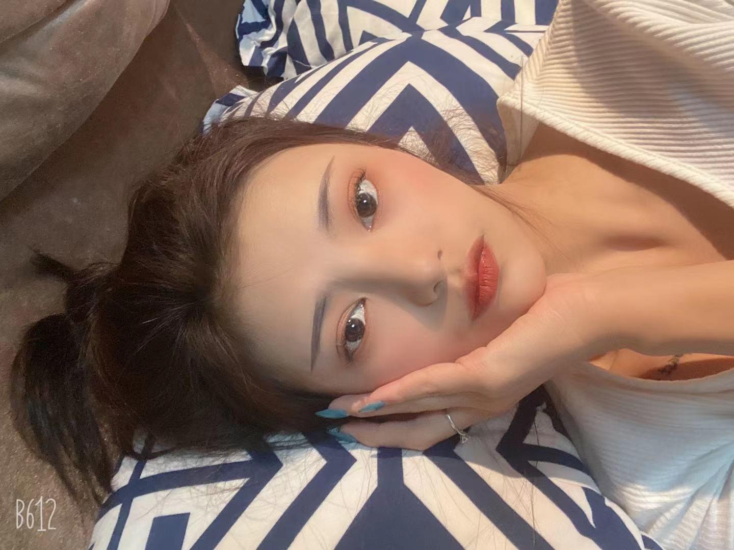 妹妹好人兼职做可双飞 第2张