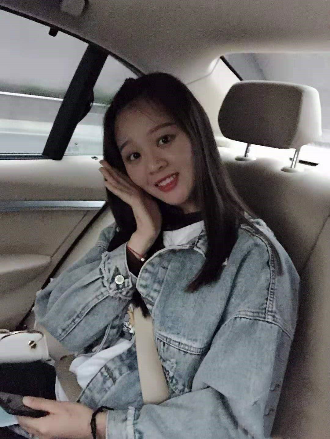 清纯兼职小妹妹。 第1张