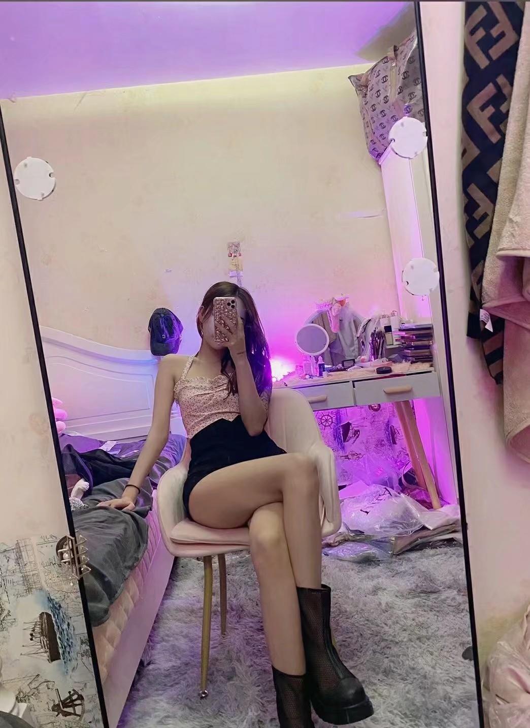 24岁小靓妹的用心服务 第1张