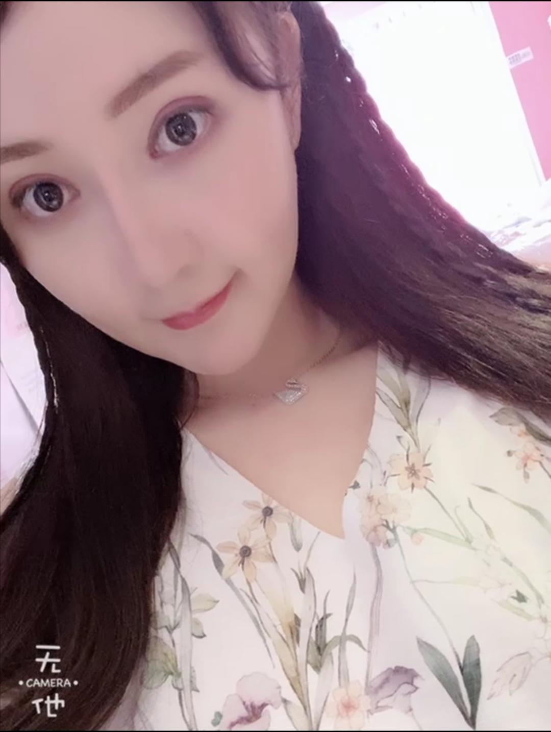 粉嫩的富力城实习小护士,女友一般的享受 第2张